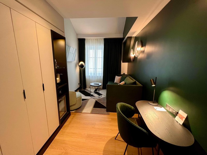 Best Western Crystal Nancy 13
