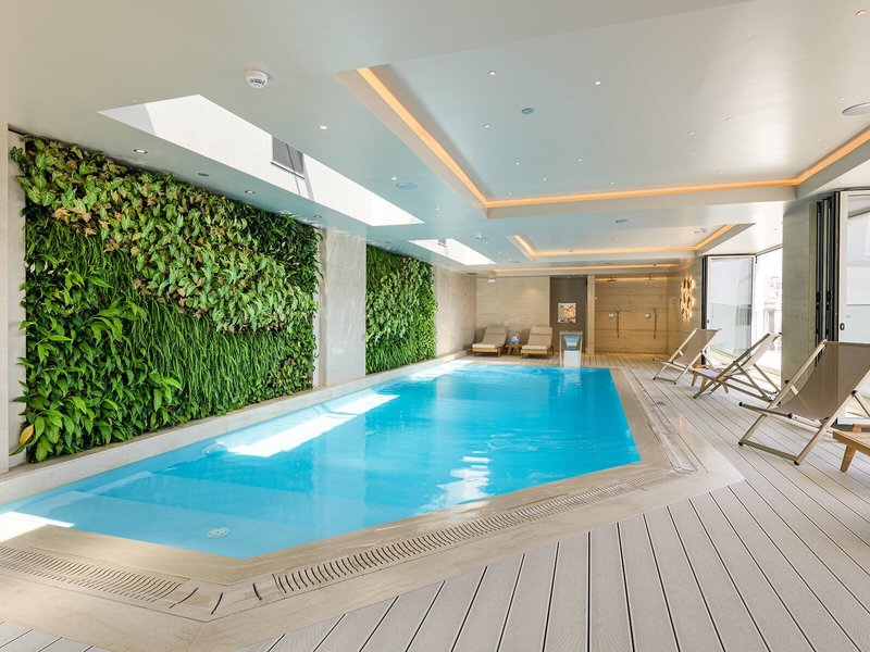 Holiday Inn Thessaloniki 7