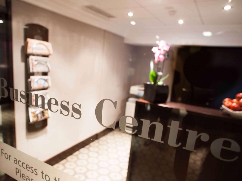 Hilton London Olympia 15