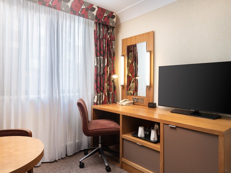 Hilton London Olympia 35