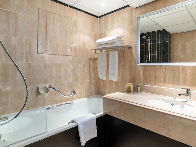 Hilton London Olympia 44