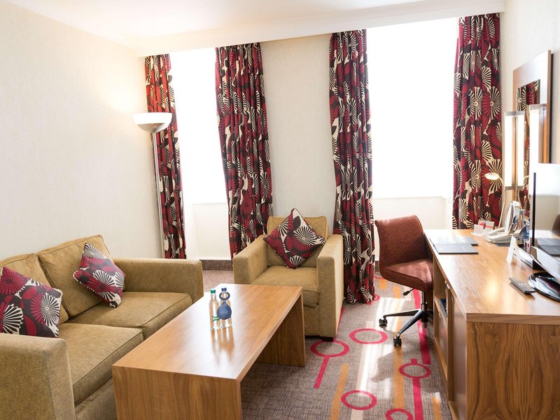 Hilton London Olympia 48