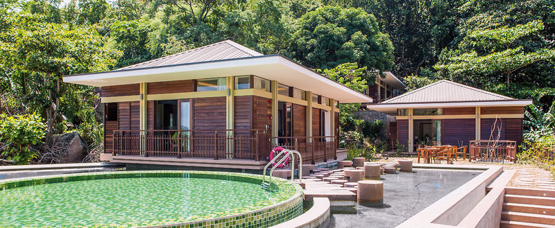 Le Relax Luxury Lodge 1