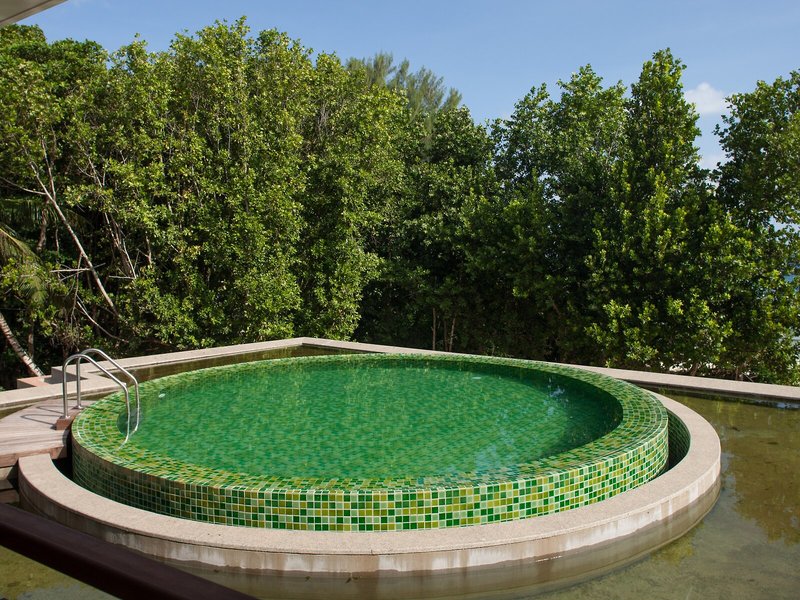 Le Relax Luxury Lodge 8
