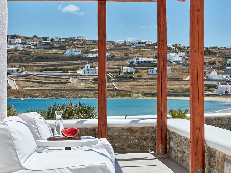 Mykonos Waves Beach 1