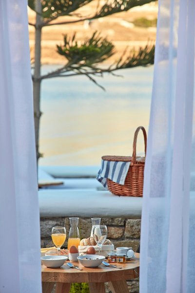 Mykonos Waves Beach House & Suites 26
