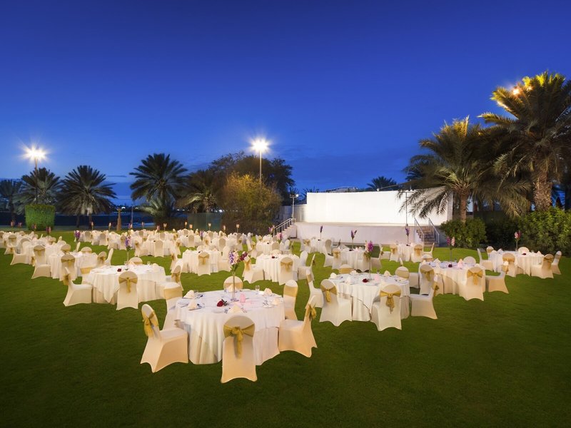 Radisson Blu Hotel & Resort, Abu Dhabi Corniche 49