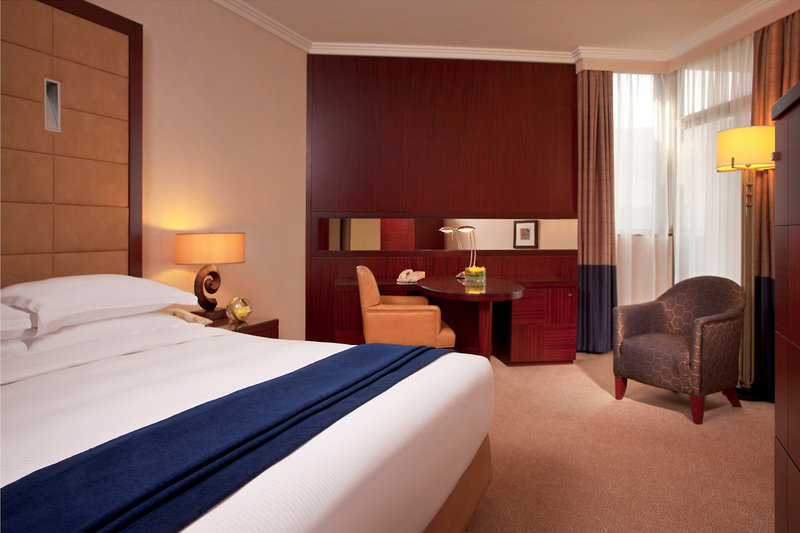 Beach Rotana 8