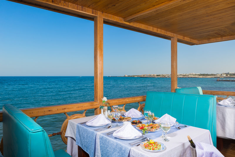 Aladdin Beach Resort 34