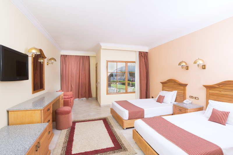 Aladdin Beach Resort 36