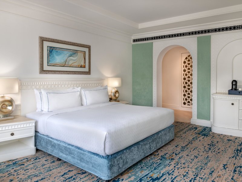 Habtoor Grand Resort, Autograph Collection 33