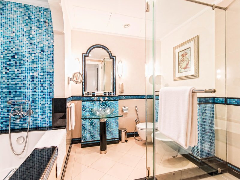Habtoor Grand Resort, Autograph Collection 36