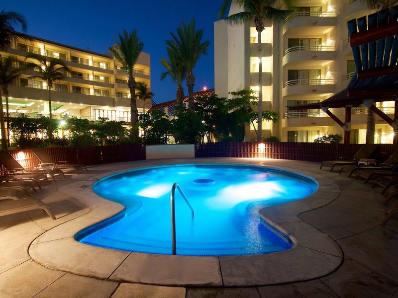 GR Solaris Lighthouse Los Cabos 4