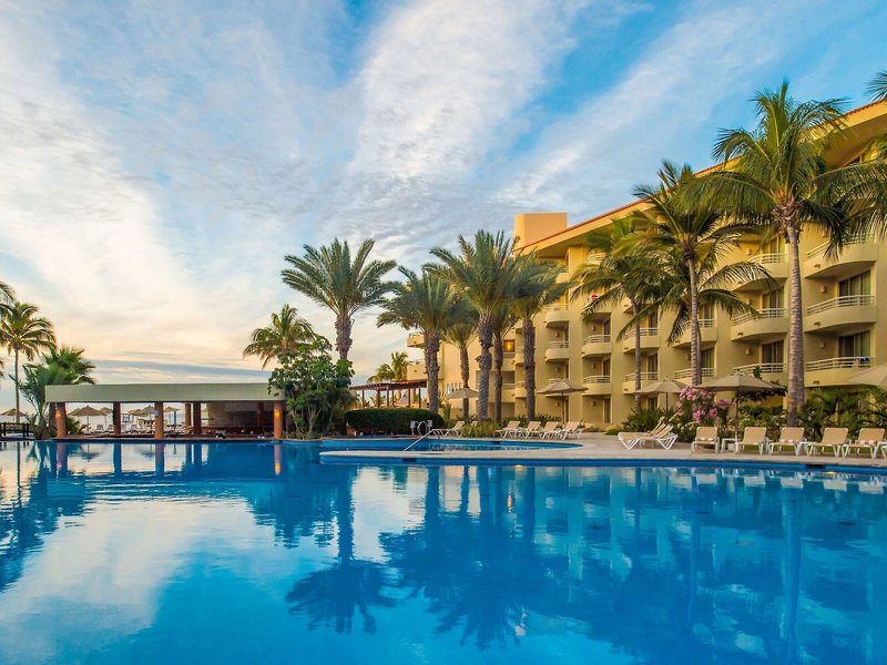 GR Solaris Lighthouse Los Cabos 20