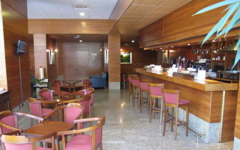 MC Las Provincias 1 - Bar