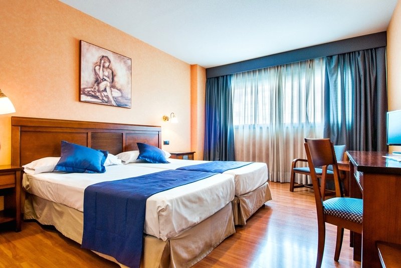 MC Las Provincias 3 - Room Example