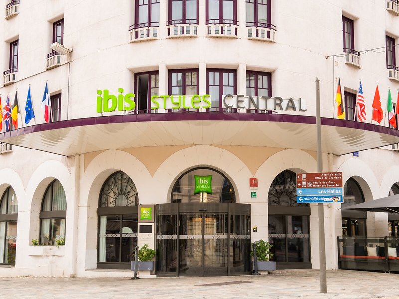 ibis Styles Dijon Central 1