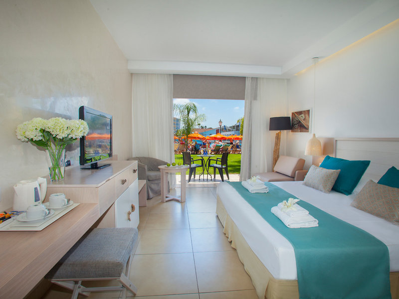 TUI BLUE Atlantica Aeneas Resort 38