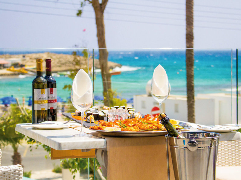 Anonymous Beach 14 - Restaurant