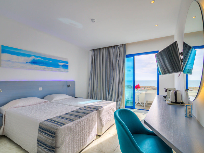 Anonymous Beach 30 - Room Example