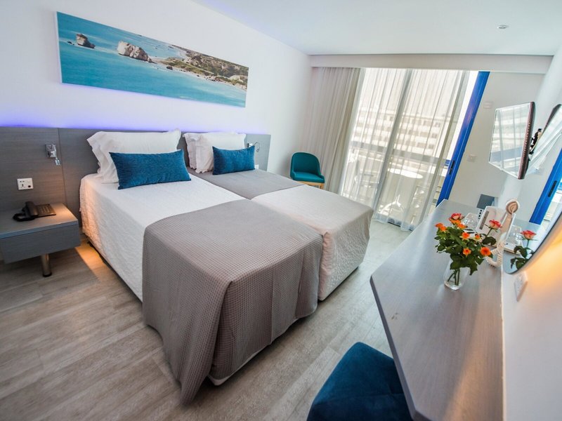 Anonymous Beach 43 - Room Example