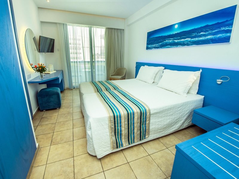 Anonymous Beach 45 - Room Example