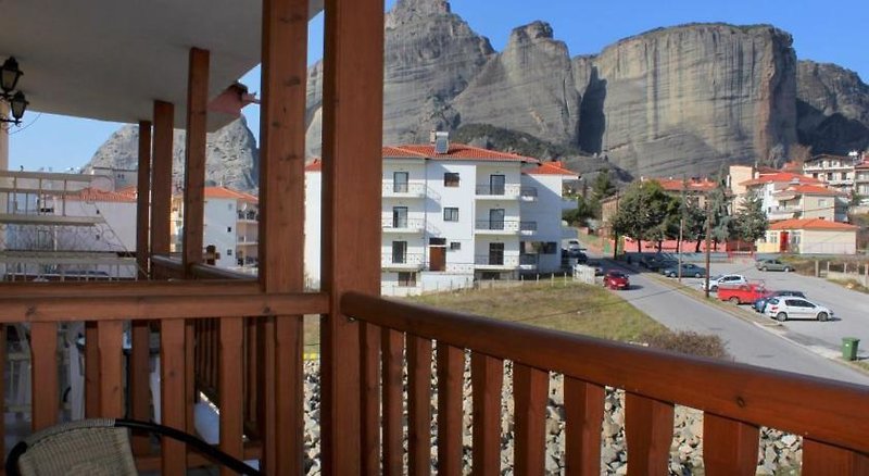Famissi Hotel