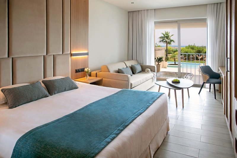 Asterias Beach 8