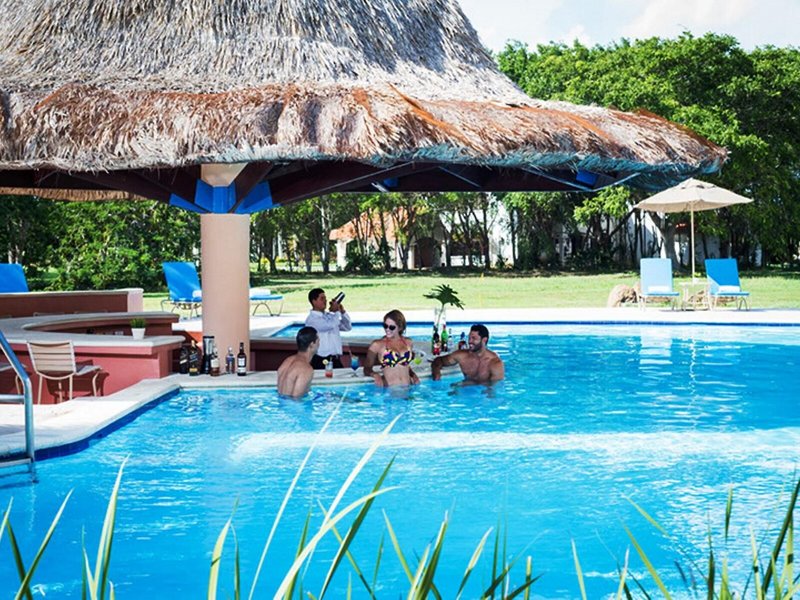 Hodelpa Garden Suites Golf & Beach Club 13