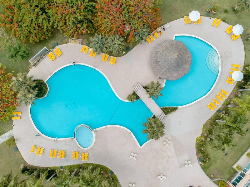 Hodelpa Garden Suites Golf & Beach Club 18