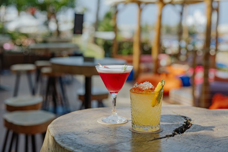 The Golden Coast Beach Hotel 11