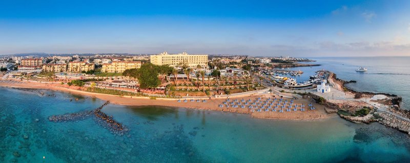 The Golden Coast Beach Hotel 15