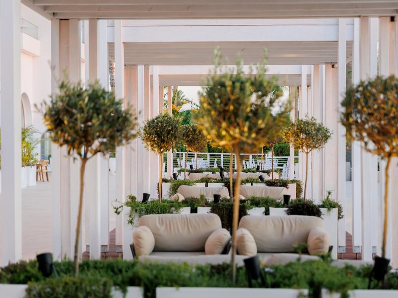 The Golden Coast Beach Hotel 17 - Restaurant