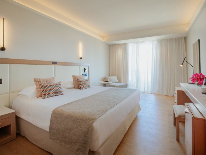 The Golden Coast Beach Hotel 35 - Room Example
