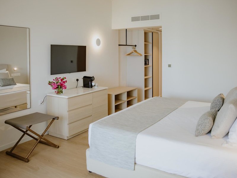 The Golden Coast Beach Hotel 43 - Room Example