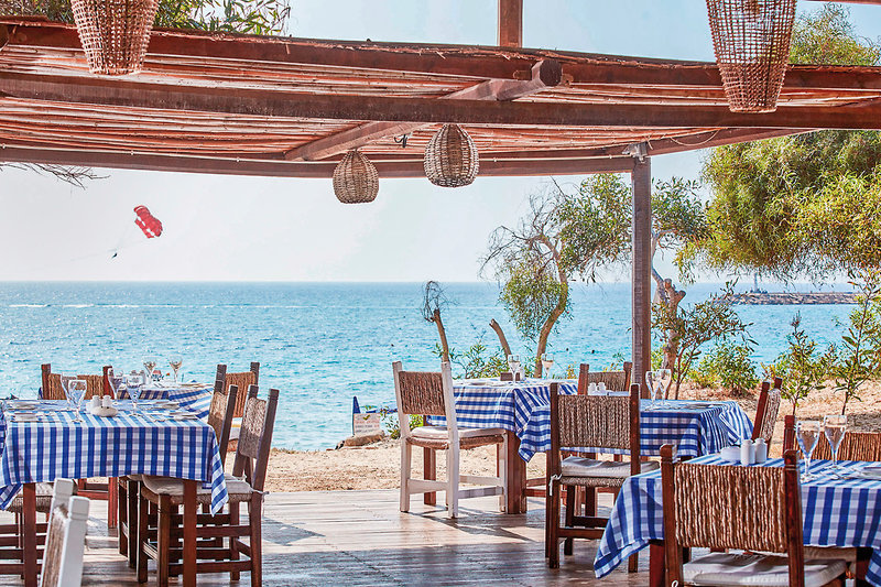 Grecian Bay Hotel 9