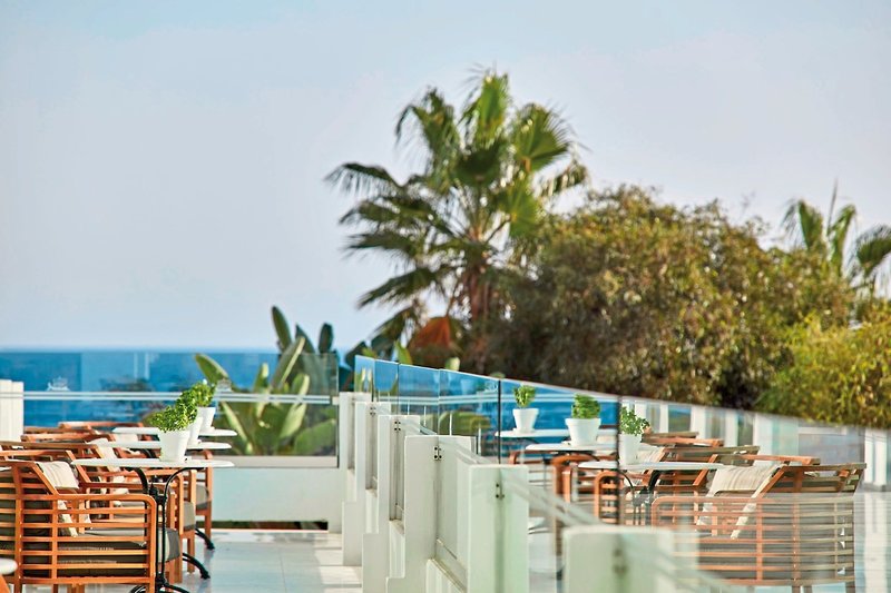 Grecian Bay Hotel 14