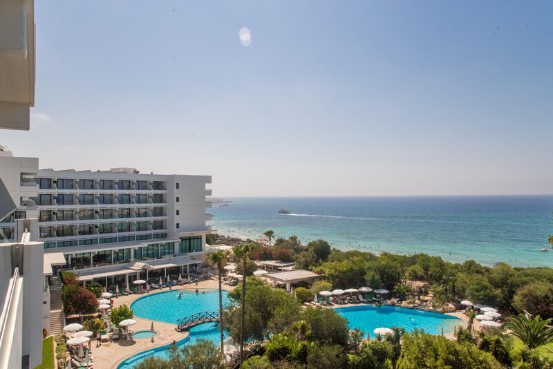 Grecian Bay 32