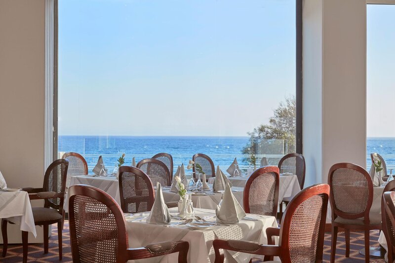 Grecian Bay 112