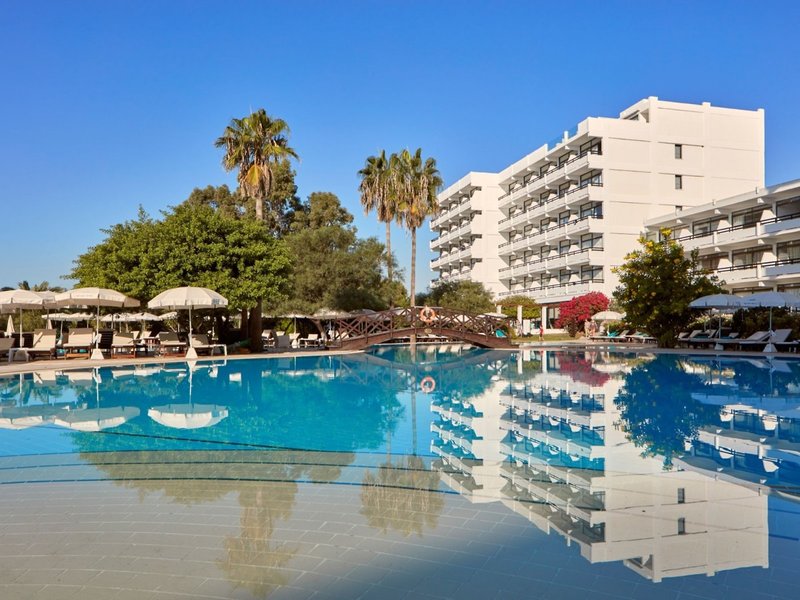 Grecian Bay 13