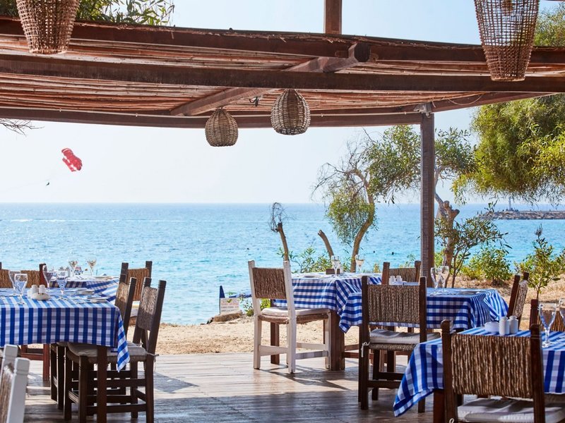 Grecian Bay 22