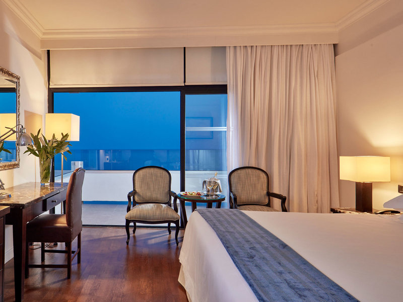 Grecian Bay 38