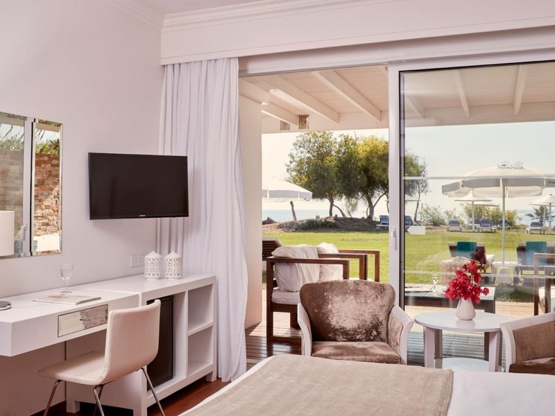 Grecian Bay 43