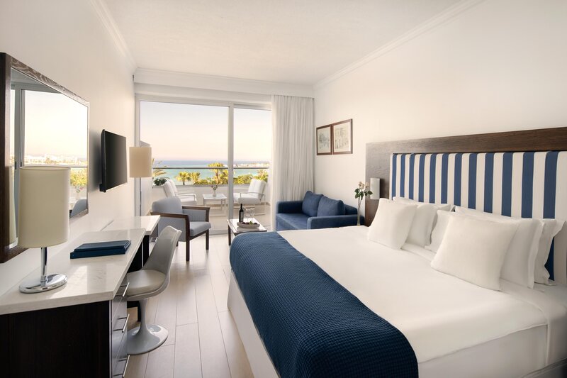 Grecian Sands 62