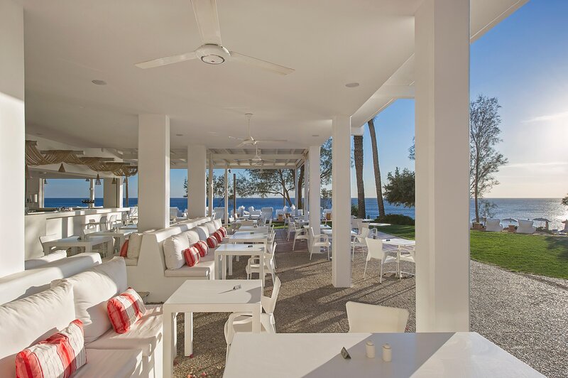 Grecian Sands 128