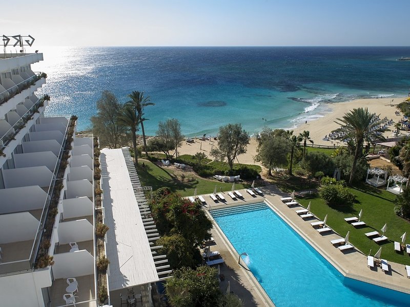 Grecian Sands 12