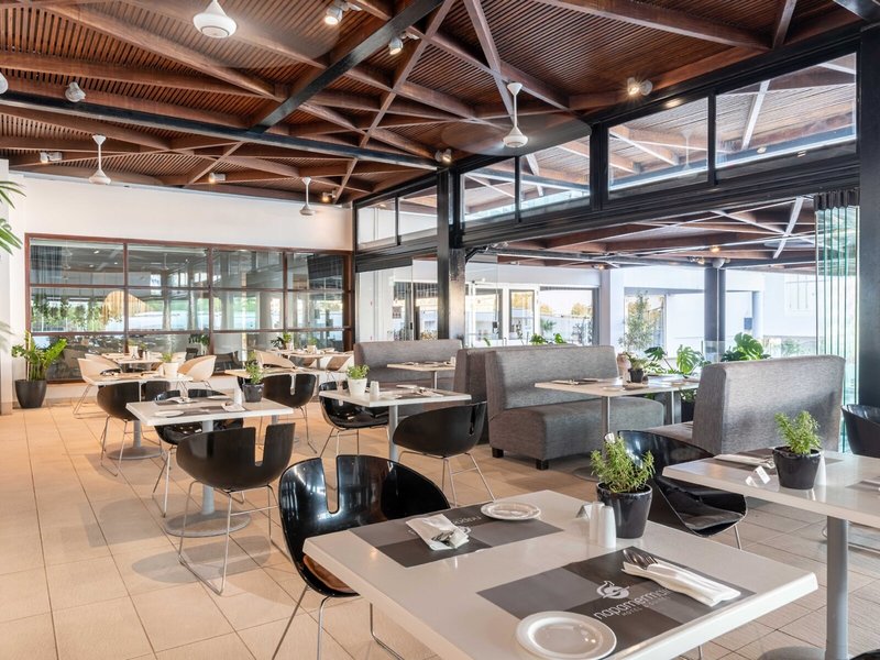 Napa Mermaid Hotel & Suites 20