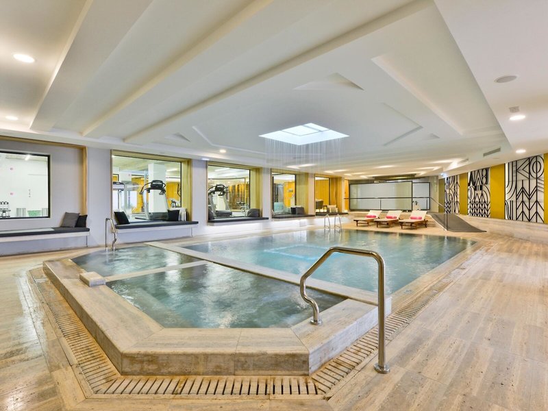Napa Mermaid Hotel & Suites 11