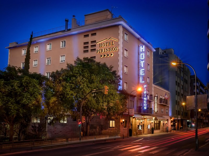 Hotel Pirineos 