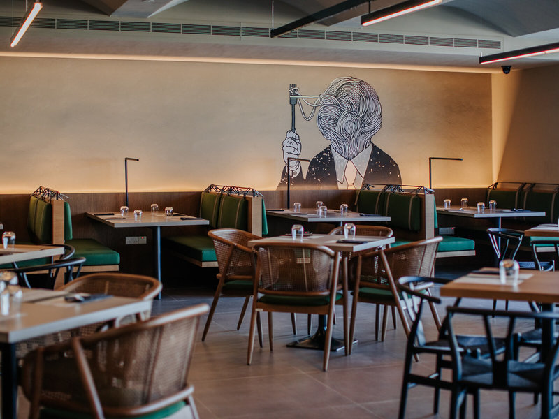 Napa Plaza 27 - Restaurant